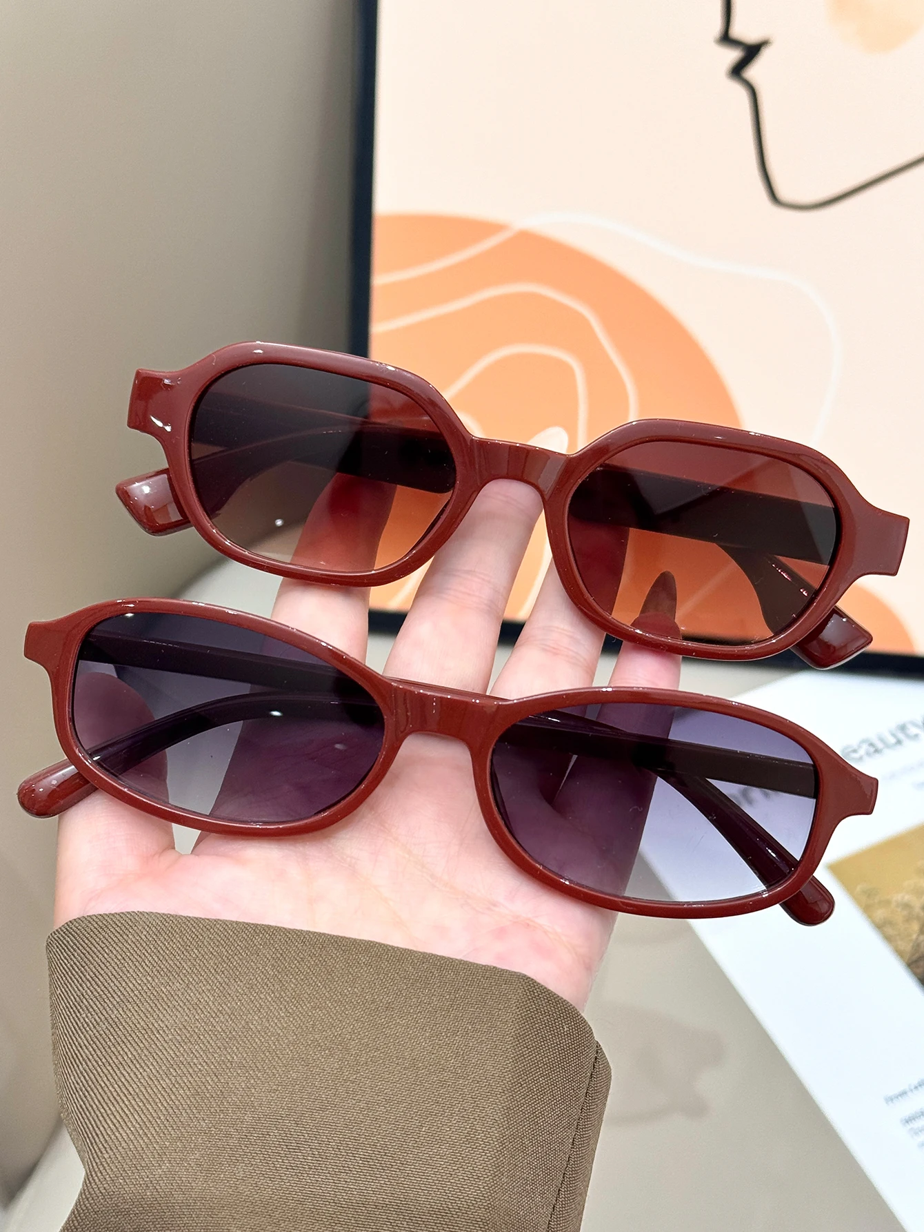 2Pcs Retro-Style Square Sunglasses Set, Decorated with Small Rivets, Comfortable for Commuting and Going Out