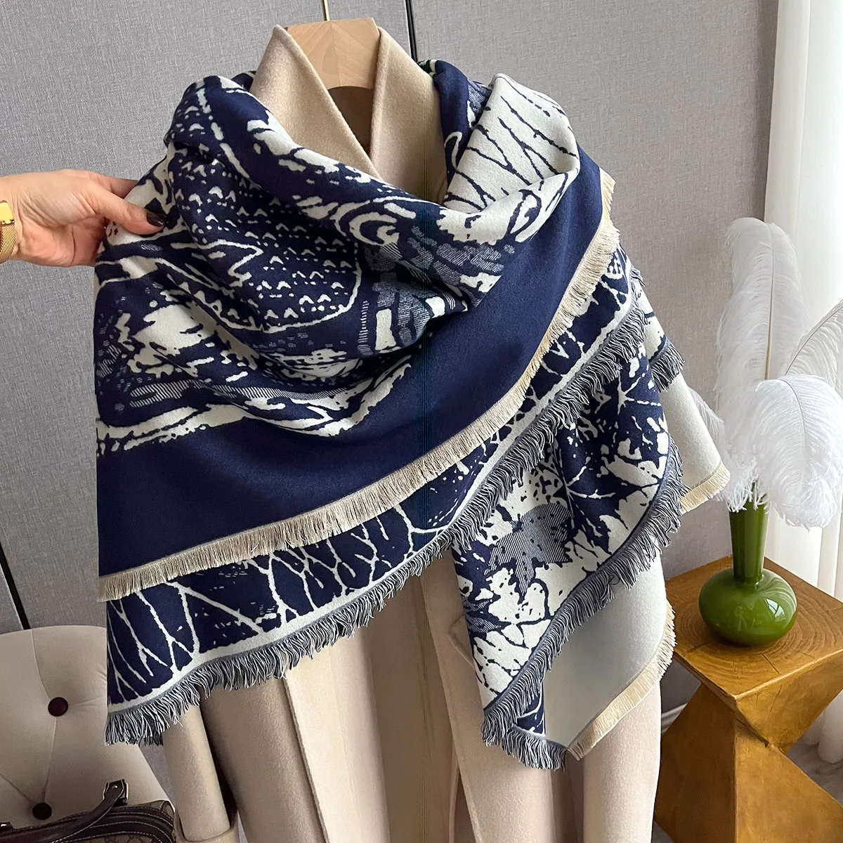 New Warm Winter Scarf Cashmere Women Pashmina Design Print Shawls Wrap Female Thick Blanket Soft Bufanda Stoles Fashion Kerchief