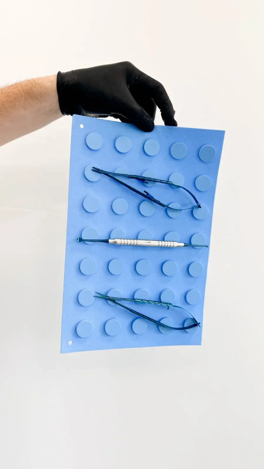 Magnetics instrument pads used in professional surgeries