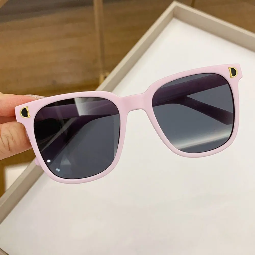 

Vintage Outdoor Kids Sunglasses Square Frame UV 400 Foldable Sunglasses Travel Goggle for Toddler Boys and Girls