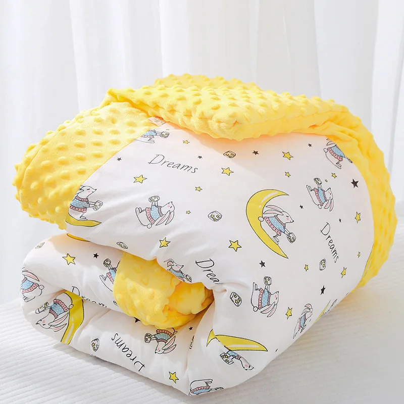 Factory Direct Supply Soft Warm Baby Kids Autumn Winter Gauze Cotton Polyester Dota Minky Blanket 110*140 Crib Bed Baby Quilt