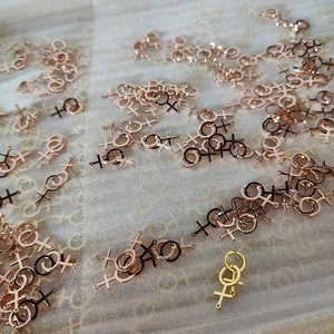 Duplo venus símbolo charme feminino lgbt lésbica colar feminino pingente girlslove les aço inoxidável irmã jóias 10 principais vendas lgbt pingentes - №1