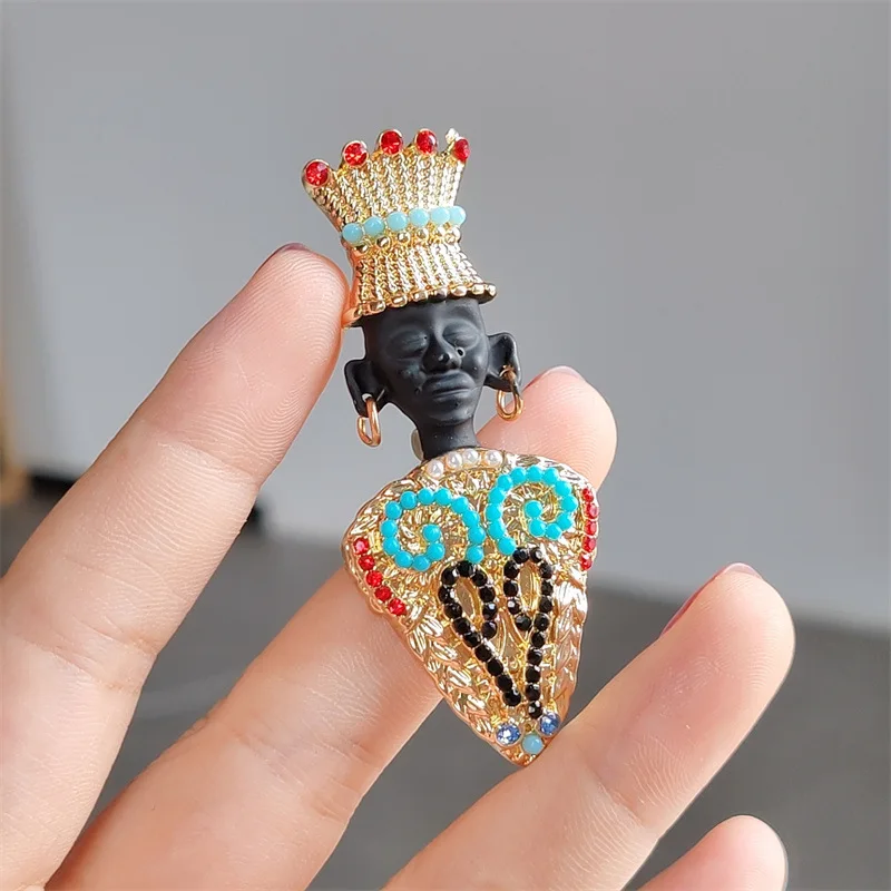Black portrait tribal chief brooch exotic Egyptian king medieval gemstone brooch women's retro chest flower