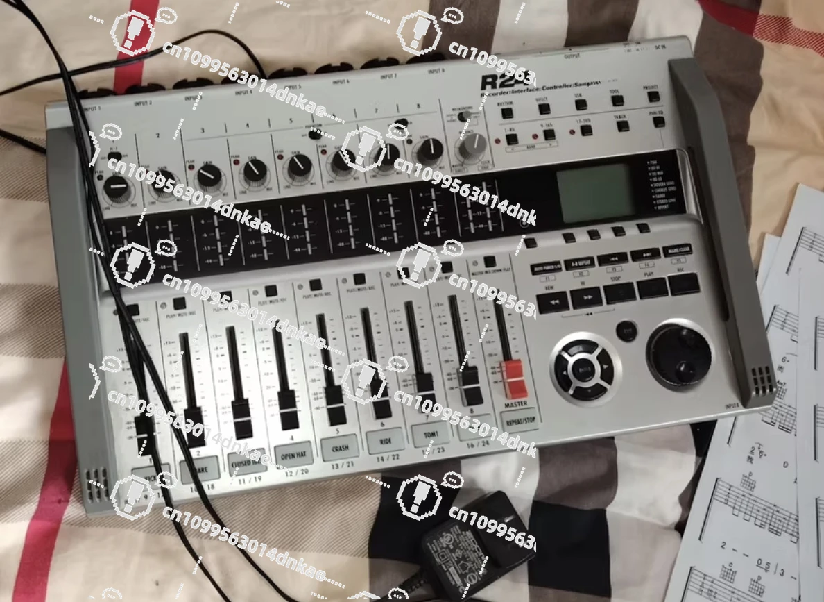 Grabador multipista R24/interfaz de audio/controlador/máquina de tambor/estamómetro, puede reproducir 24 pistas simultáneamente