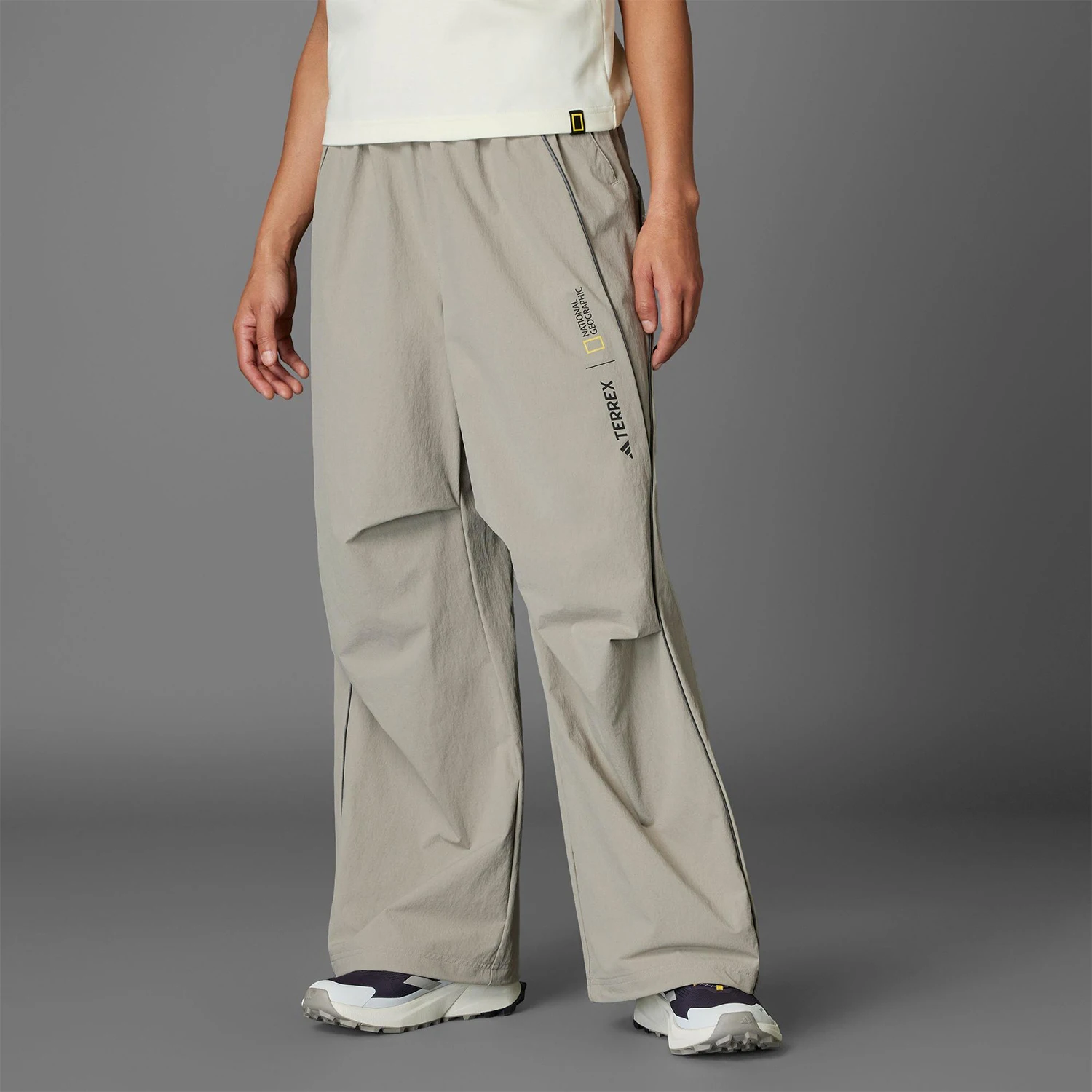بنطال طويل رياضي منسوج للنساء من Adidas Official أصلي NG W A.R WVN P JD5846