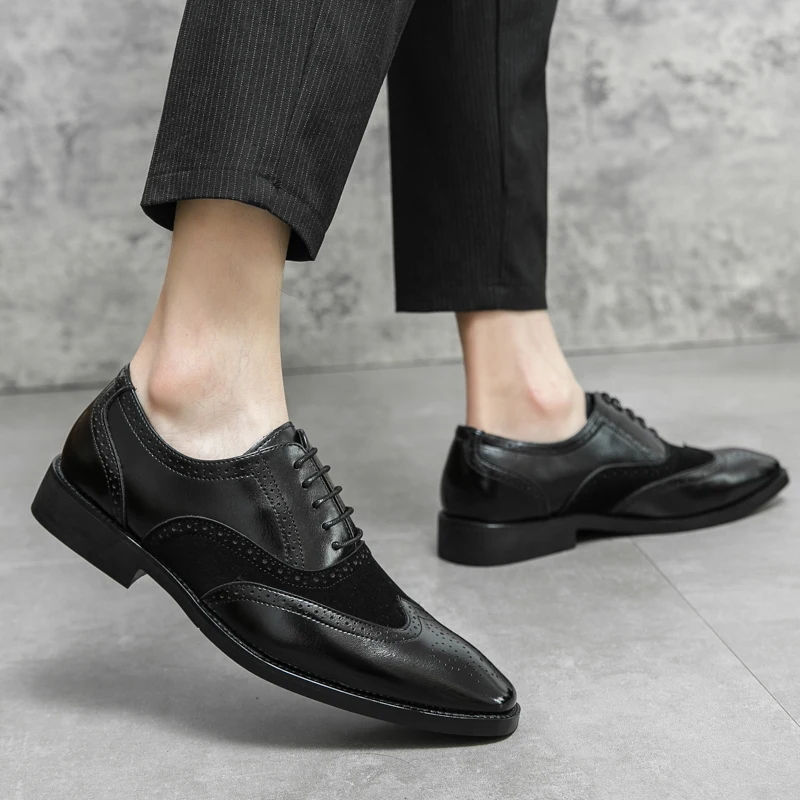 Mannen Mode Blok Leren Schoenen Met Gesneden Puntige Ademende Casual Retro Formele Schoenen Pu Britse Stijl Zwart Bruin Maat 38-48