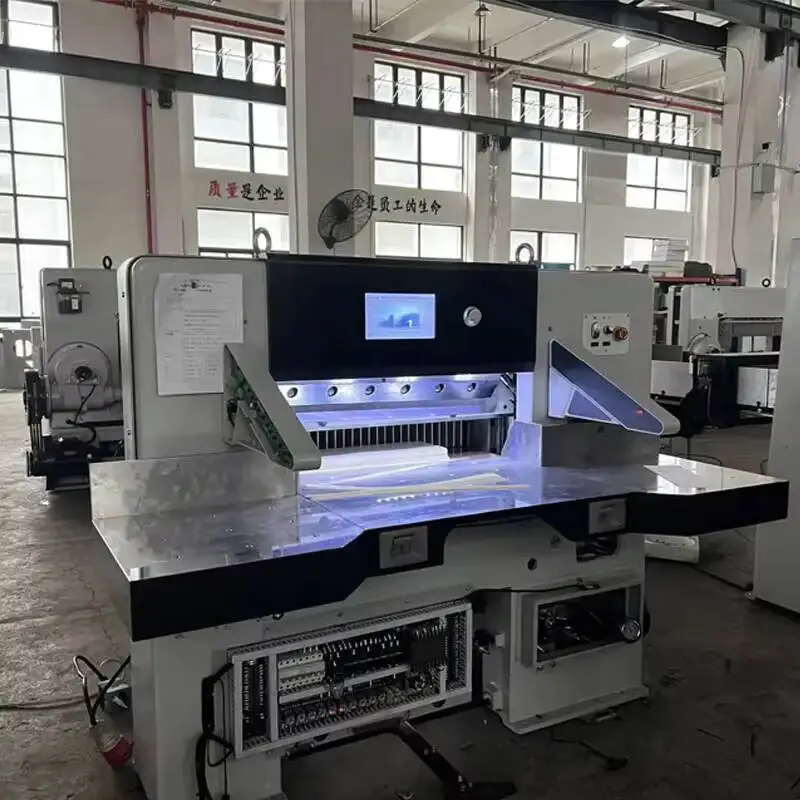 

Высококачественный гидравлический резак с червячным приводом и цифровым дисплеем для резки бумаги и крафт-бумаги