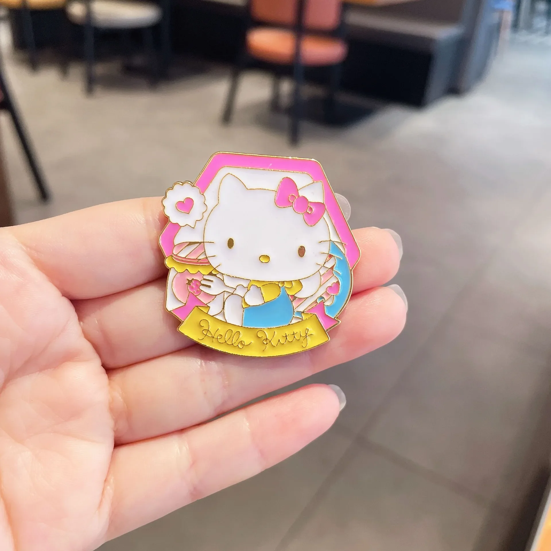 Kuromi Cartoon Brooch Pochacco Cute Melody Lapel Pins Backpacks Brooches for Women Enamel Pin Gift Fashion Jewelry Accessories