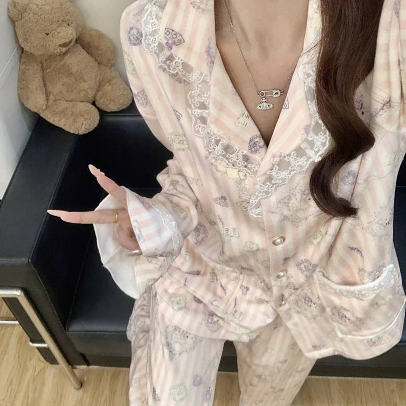 

Kawaii Hello Kitty, красный пижамный комплект в горошек, женский осенний пижамный комплект 202, Y2K, эстетичная одежда для дома, свободная удобная одежда из двух предметов