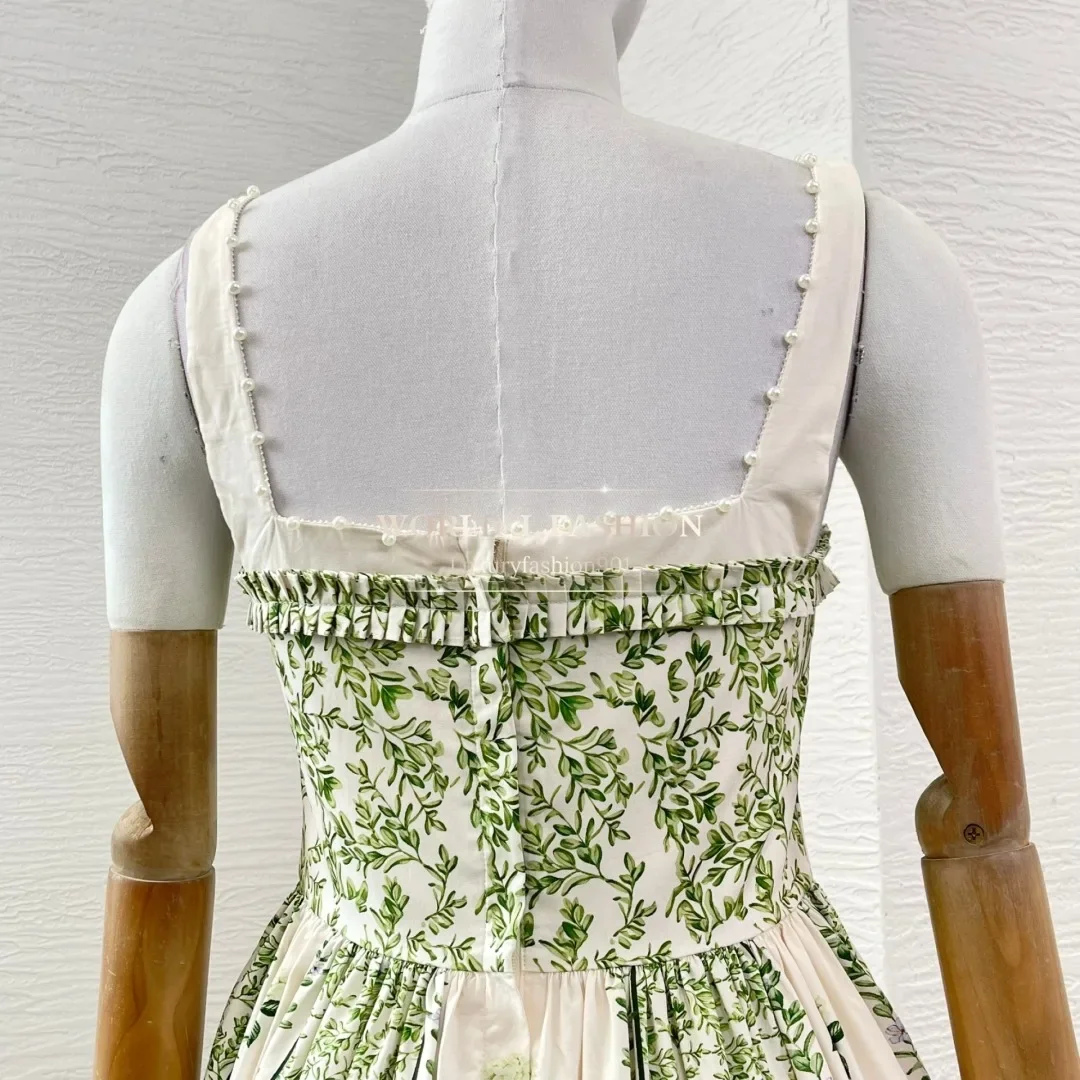 2025 Nuevo vestido midi plisado sin mangas con estampado de rosas verdes y flores delicadas