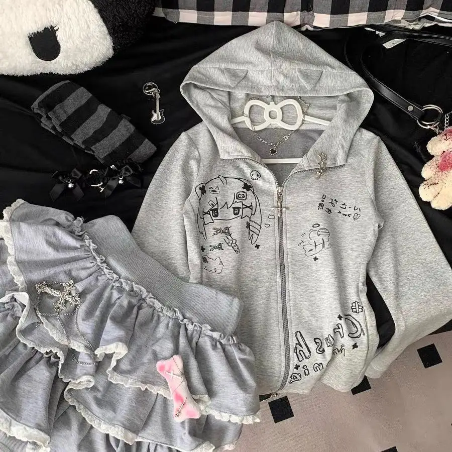 سويت شيرت بقلنسوة بأكمام طويلة للفتيات في الخريف والشتاء سترة صوفية بسحاب على الطراز الكوري العصري لتعديل الجسم