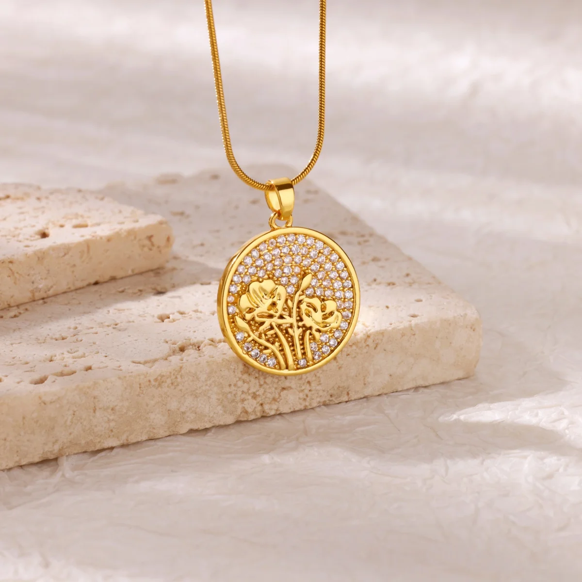 Zircon Flower Necklaces For Women Gold Color Stainless Steel Birth Flower Necklace Wedding Party Aesthetic Jewelry Gift