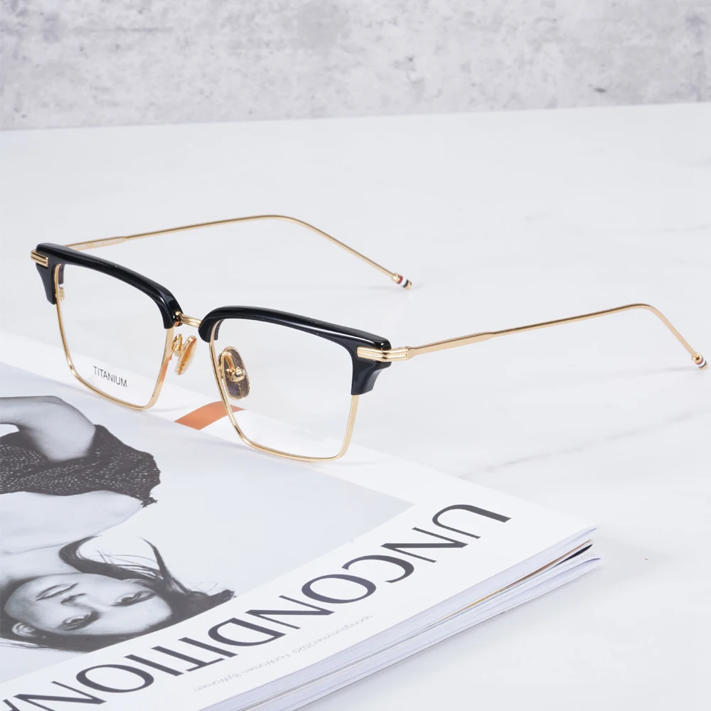 thom-男性と女性のための正方形のチタン老眼鏡クラシック光学矯正レンズ