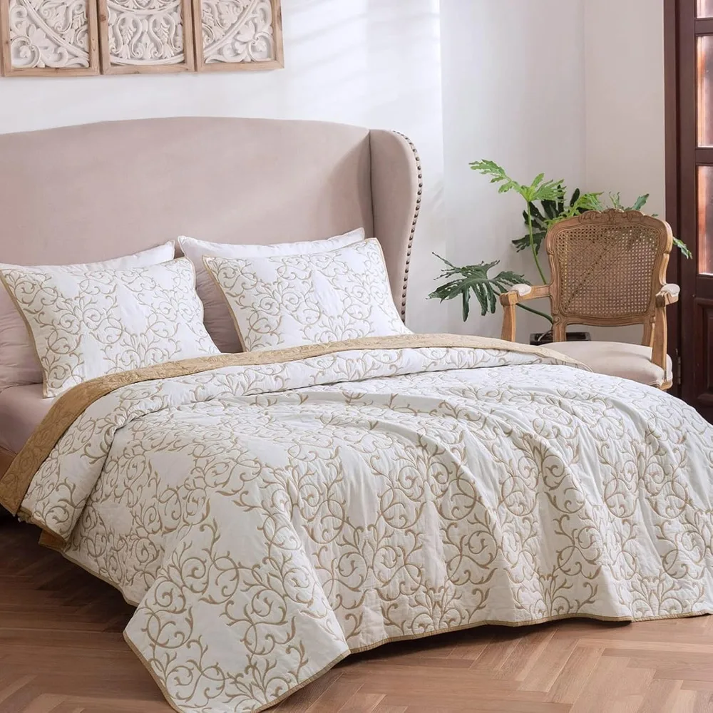 Quilt King Size Reversible Soft Cotton 3-Piece Beige Embroidery Pattern Elegant Quilt Set with Embroidered Decorative Sh