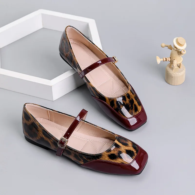 

Womens Mary Jane Shoes Fashion Leopard Print Casual Shoes for Woman Exquisite Square Head Flat Shoe Designer Shoes Zapatos Mujer