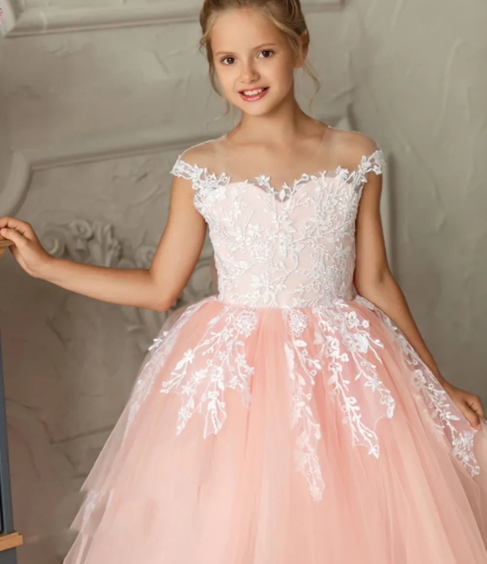 

Ball Gown Flower Girl Dresses For Weddings Girls Tiered Tulle Pageant Dress White Appliques First Holy Communion Party Gowns