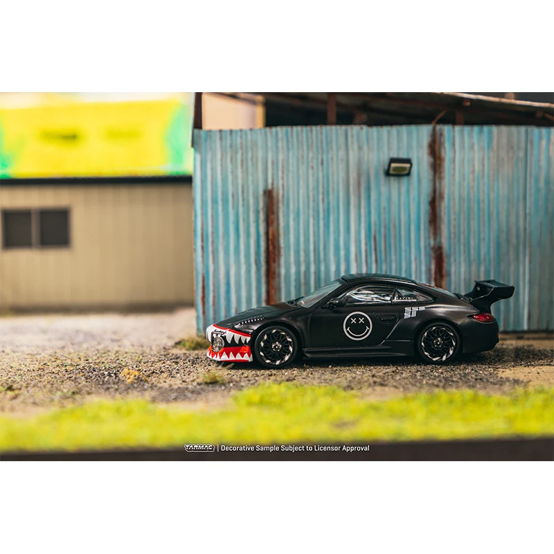 TW 1:64 Old New 997 Matte Black Shark Diecast Diorama Car Model Collection Miniature Toys Tarmac Works