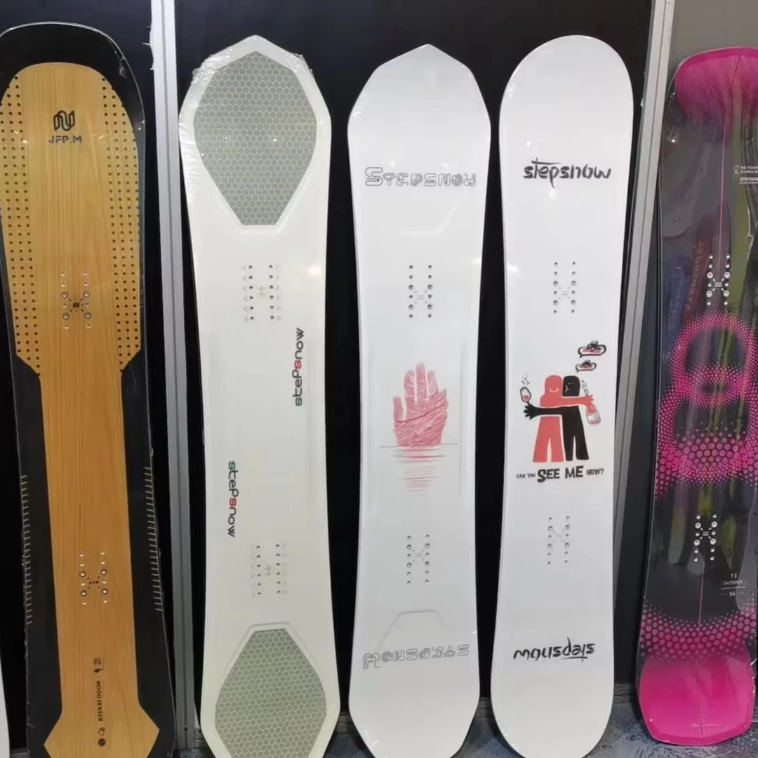 Precio al por mayor Esquís y snowboard de montaña alpina con núcleo de madera importado