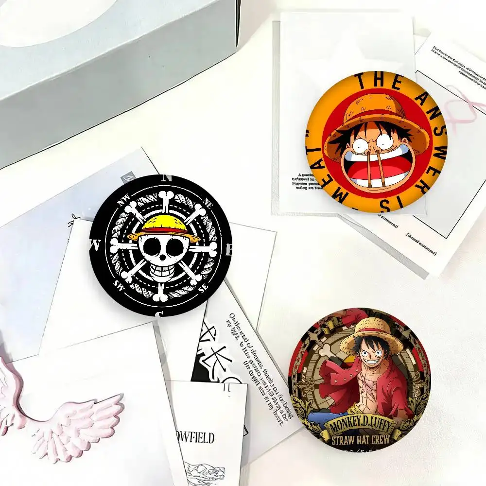 Creator Tinplate Pin Button Custom Anime Role Old-school Brooch Cartoon Collar Badge Jewelry Gift Anime o-o-ONE logo PIECE Fans