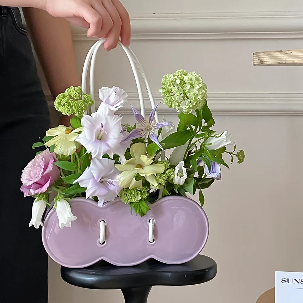 European Ceramic Handheld Flower Basket Bag Vase Abstract Art Irregular Floral Vase Countertop Decorative Vase Home Decoration