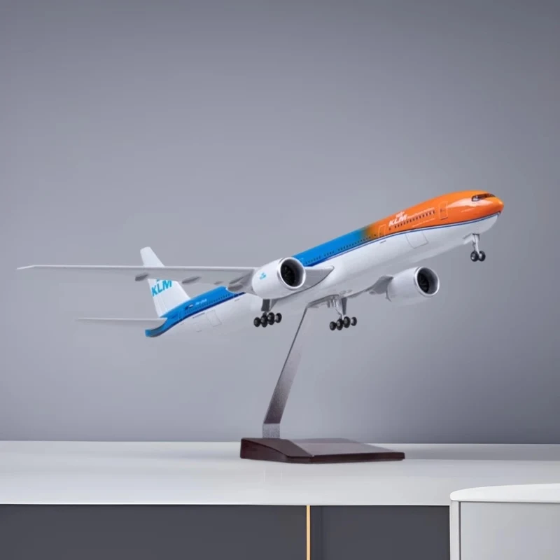 

Netherlands Airlines B777 Airplane Model KLM Scale 47CM Length with LED Lights Highly Simulated Resin Material Aviation Enthusia
