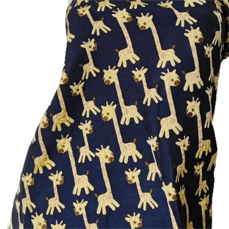 Embossed deer jacquard fabric color-blocking woven for dress