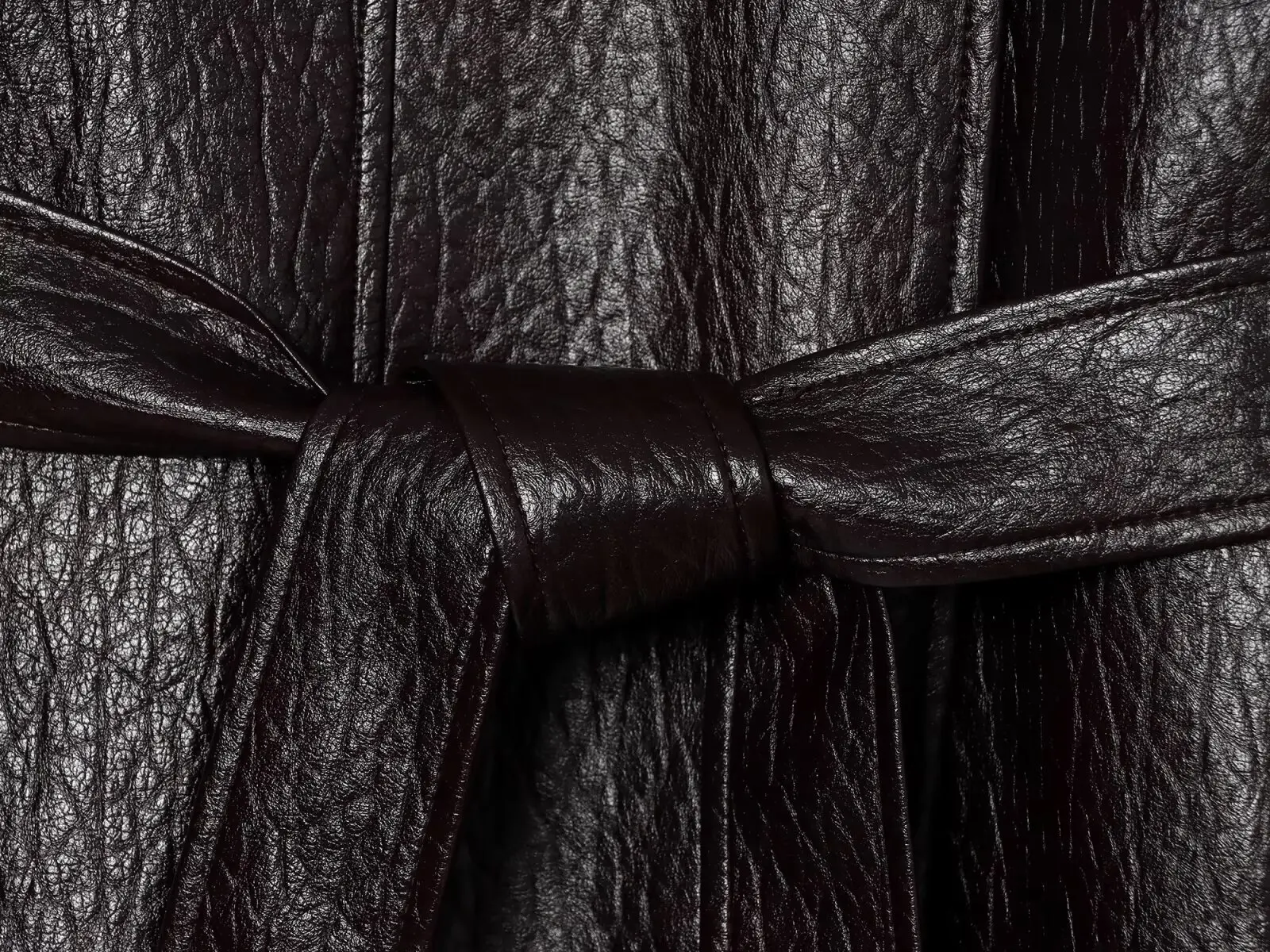 BSAY Vintage Einfarbige Kunstlederjacke für Damen, Neuer Stehkragen mit Halsriemen, Schnallen-Gürtel an der Taille, Laternenärmel, Lässiger Außenmantel – Detail 5