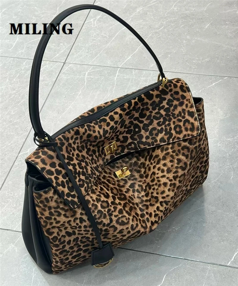 Women Gold Lock Leopard Print Tote Bag Horsehair Upper Large Capacity Portable Underarm Bag for Casual Commuting Handbag