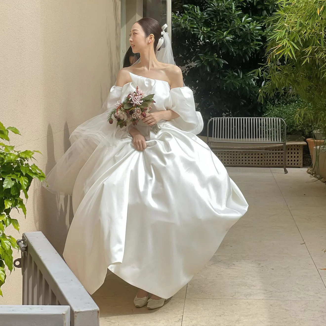 

OEING Strapless Luxury Formal Wedding Dress Pleat Simple Tiered Short Sleeves 프롬드레스 Floor Length Elegant Bride Gowns Party Women