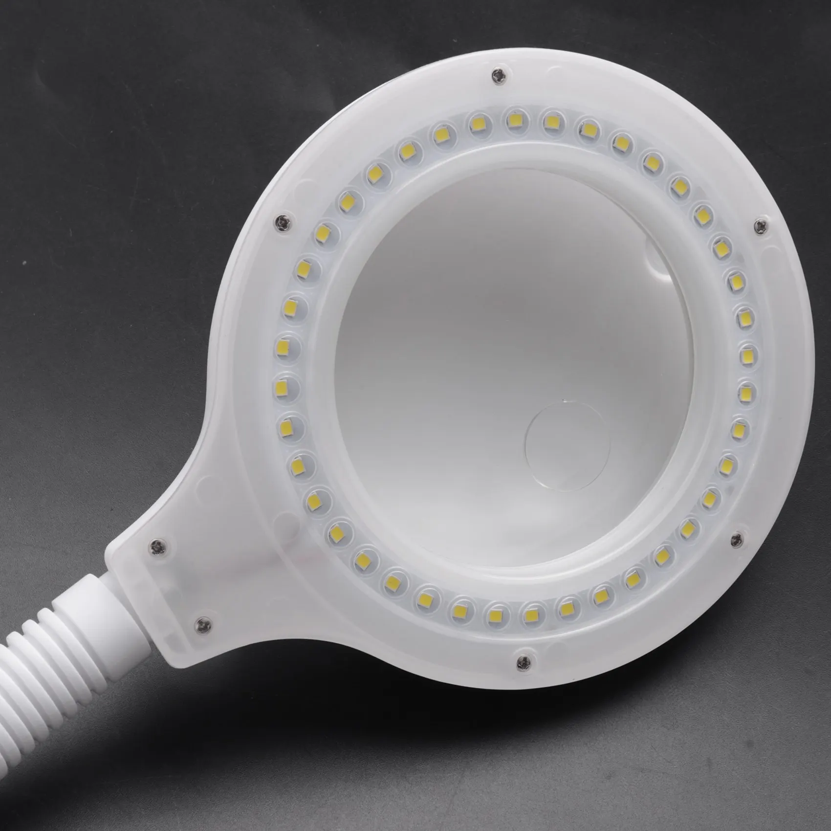 مصباح مكبر LED AB02، عدسة مكبرة 5 × 10X ومصباح طاولة ومكتب، عدسة مكبرة محمولة قابلة للتعديل مع ضوء لكبار السن R