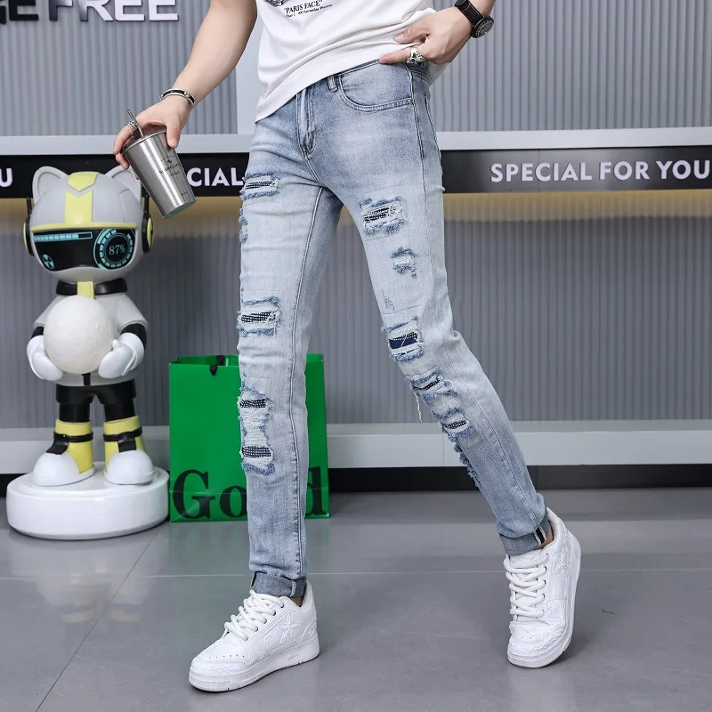 2024New Men's Summer Thin Light Blue Ripped Jeans Men's Slim-Fitting Small Straight Stretch Casual Long Pants