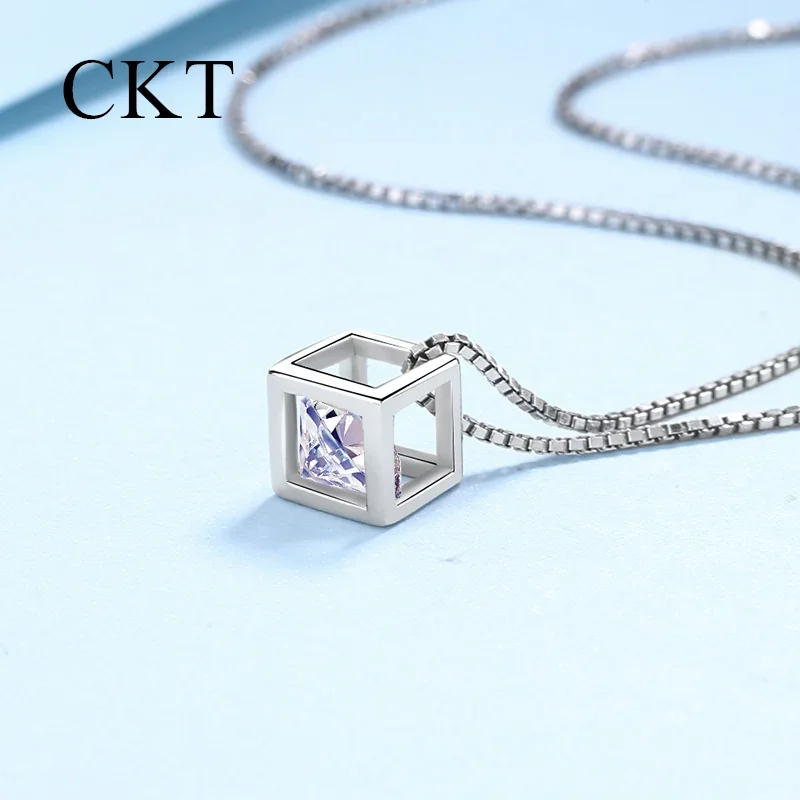 18K White Gold Necklace for Women Love Cube Pendant 0.5-1ct Moissanite Diamond Chain Platinum Pt950 Wedding Fine Jewelry