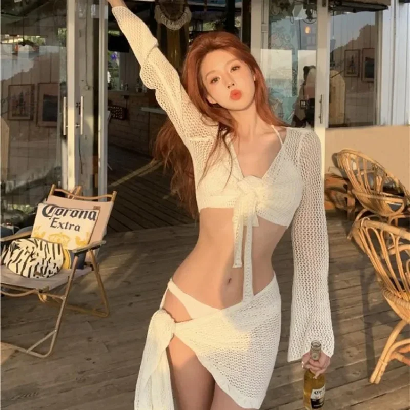 2025 neue 4-teiliges Set Korea Badeanzug Frauen Bademode Sexy Bikini Set Mit Stricken Rock Langarm Cover Up Beachwear Badeanzüge