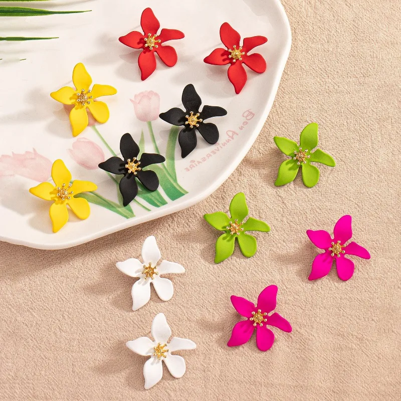 Stud Earrings Flower Element Retro Temperament Ear Accessories Holiday Party Gift OL Fashion Jewelry E482