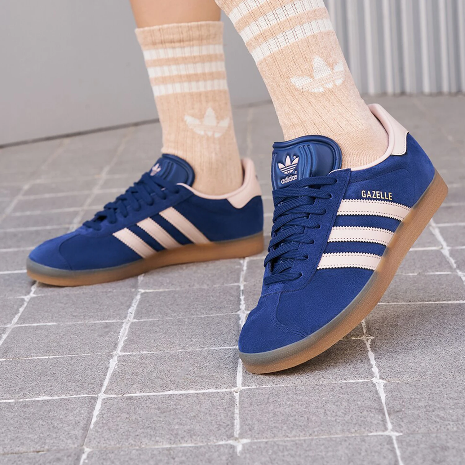 

Adidas Genuine Three Stripes GAZELLE Классические спортивные кроссовки унисекс IG6201