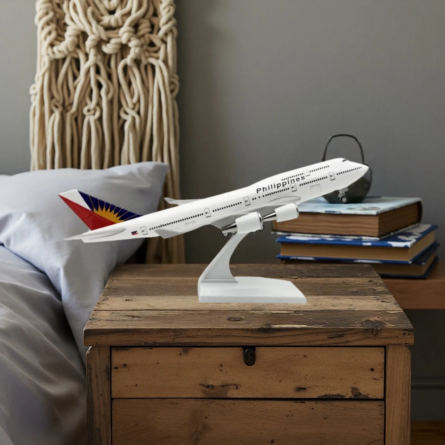 

Имитация смолы 30 см B747 Модель самолета Литая под давлением 747 Филиппинские авиалайнеры Модель самолета Игрушки Украшения Подарки Коллекционные