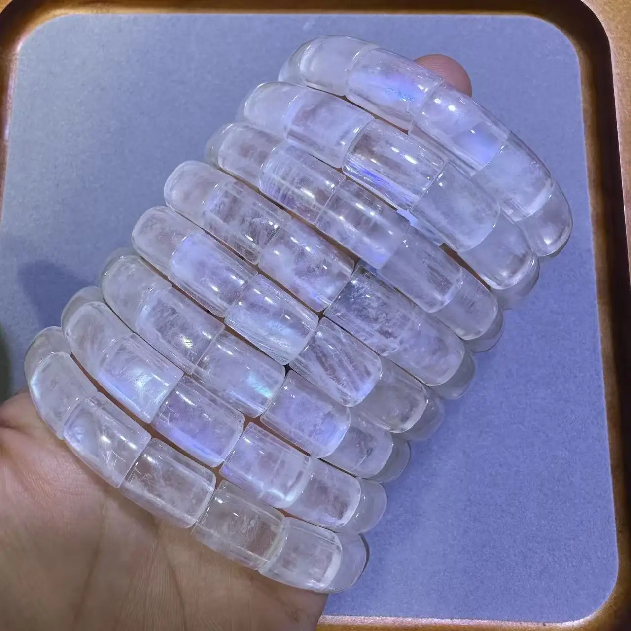 

Браслет из радужного лунного камня класса ААА, браслет из натурального драгоценного камня для женщин, элегантный подарок для ювелирных изделий, оптовая продажа