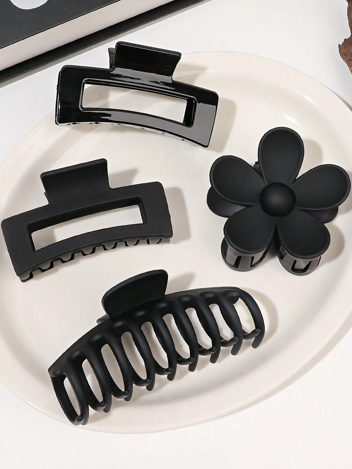 4 Stück klassische schwarze Haarklammern in verschiedenen Stilen, Blumenquadrat, große Haarnadeln, rutschfeste Haar-Accessoires für Frauen, dickes Haar – Detail 9