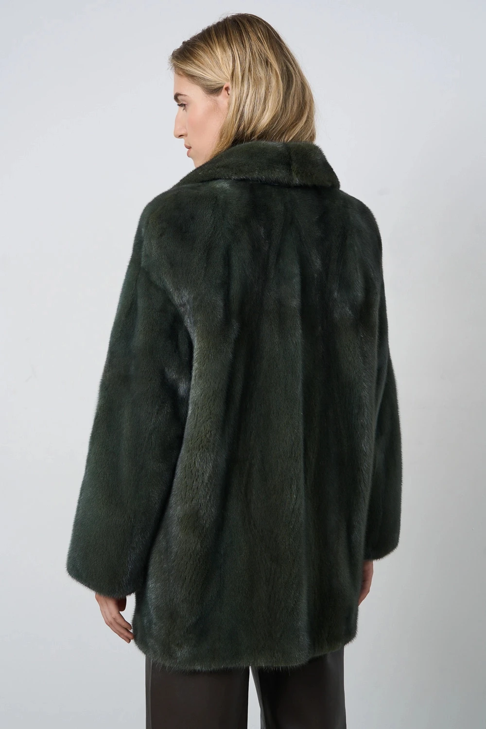 IG 2026 Women Wide Lapel Faux Fur Coat Mid Length With Pockets Loose Long Sleeve Elegant Trendy Winter Street Outerwear Coat