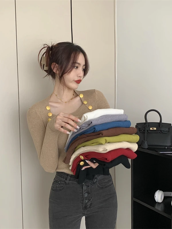 

Зимний женский приталенный вязаный топ 2025 года, однотонный, с квадратным вырезом, на пуговицах, в корейском стиле, универсальный, повседневный, с длинными рукавами, из смесового хлопка