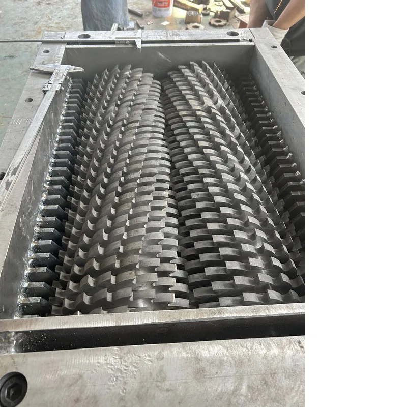 大型二軸式ヘビーデューティー紙タイヤプラスチック破砕金属家庭廃棄物シュレッダー販売中