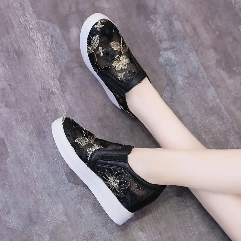 Women Footwear Whit Mesh Breathable High On Platform Slip Ladies Shoes High Quality And Low Price Summer 2024 Offer Urban Cheap