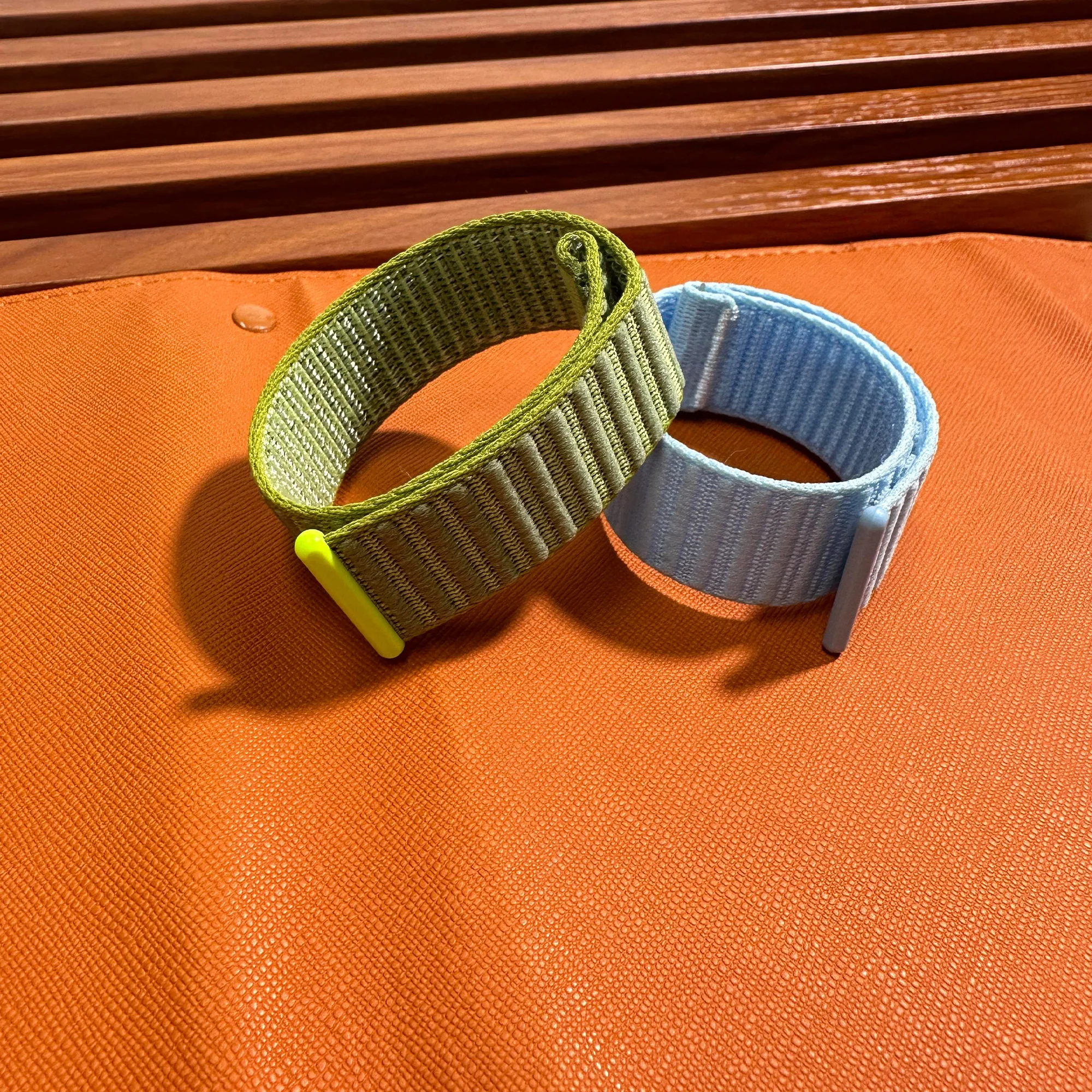 Tali Jam Tangan Nylon Elastis 22mm dengan Pengait Lepas Cepat Desain Baru, Tali Jam Nylon yang Dapat Disesuaikan untuk Kenyamanan