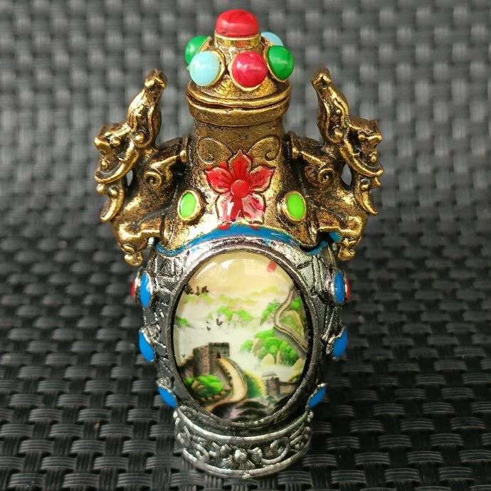 The snuff bottle with inner painting objects collection, new products, special crafts and gifts, pure copper smoking tools.