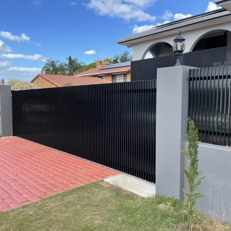 Vertical Blade Aluminum Fence 6x6ft for Residential Garden 1.8x2m Modern Metal Privacy Screen Panel for Villa Front Yard