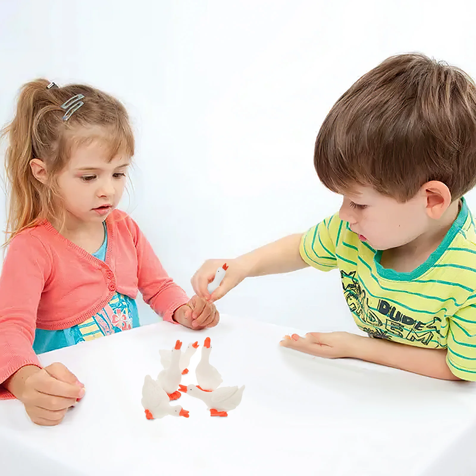 

6pcs Big White Goose Ornament Resin Desktop Decor Miniature Animal Statues Cute Goose Figurines Home Cabinet Decoration