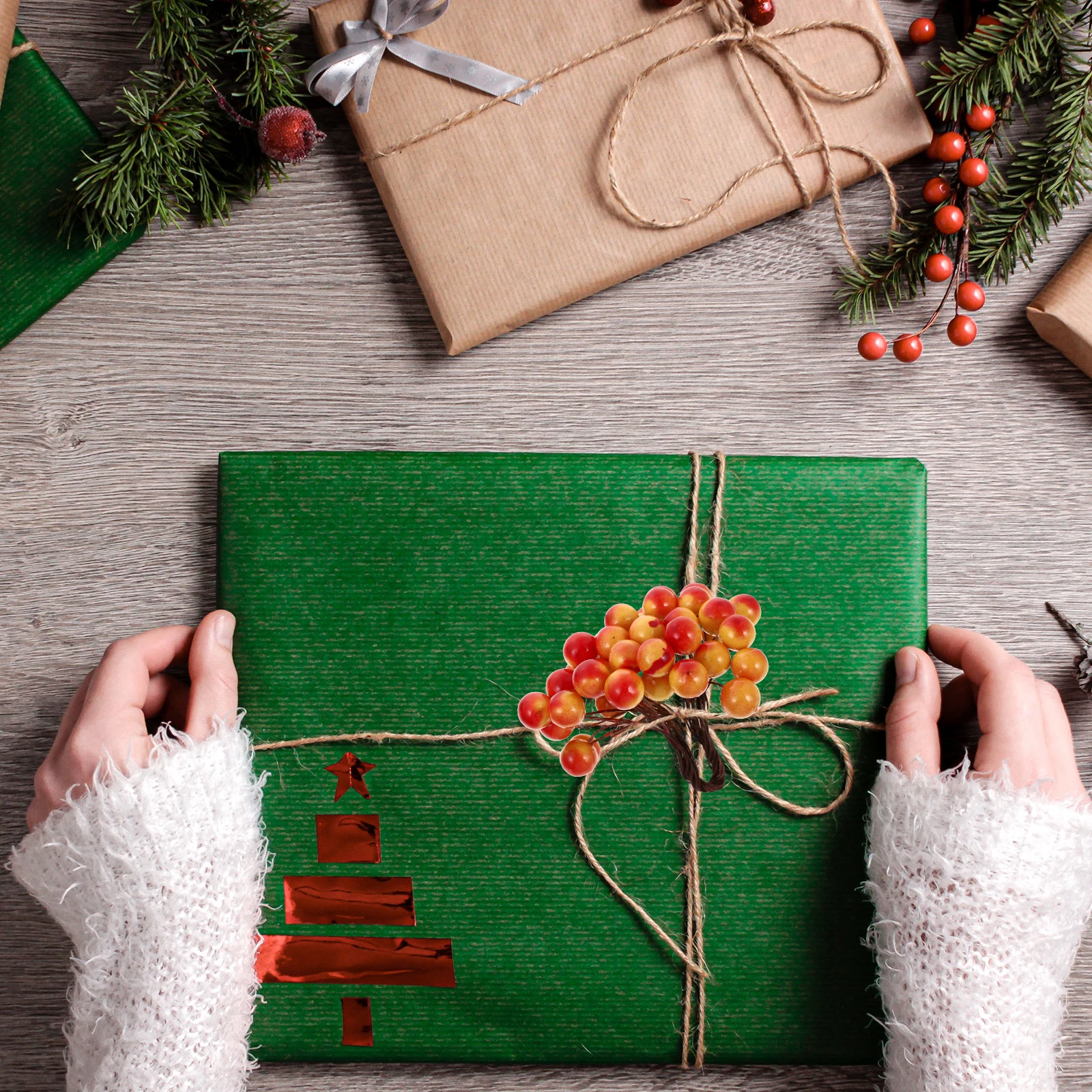 シミュレーションベリー装飾、リアルな人工ベリー、クリスマスDIYパーティーデコレーション、クリスマスオーナメントブランチ