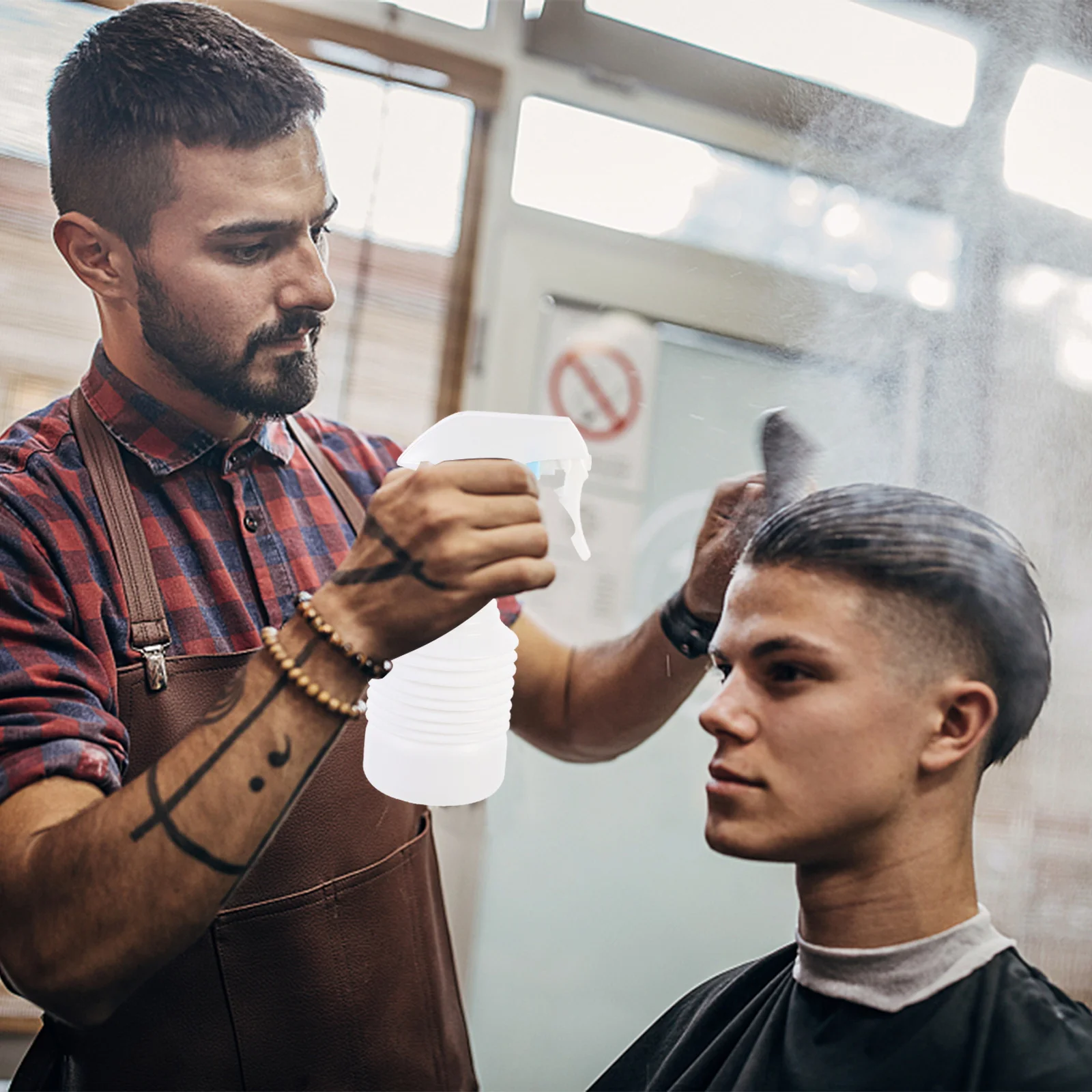 

Hairdressing Spray Bottle Multipurpose Water Sprayer for Gardening Salon Barber Empty Refillable Watering Sprayer Plastic