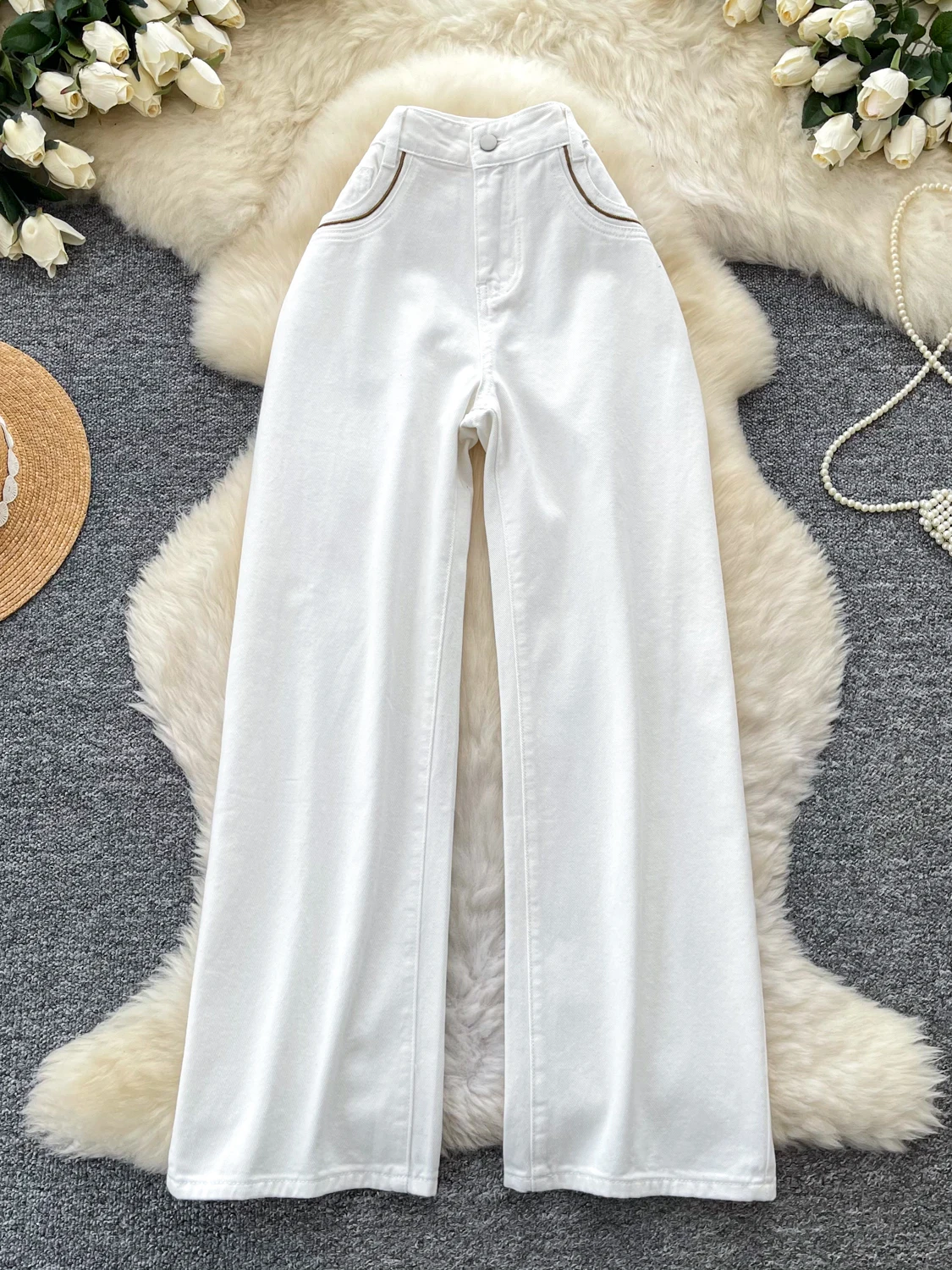 

Американские ретро-джинсы с высокой талией, белые, женские, свободные, широкие штанины, повседневные, универсальные, стройнящие, длинные брюки, весна 2026, повседневные, стильные