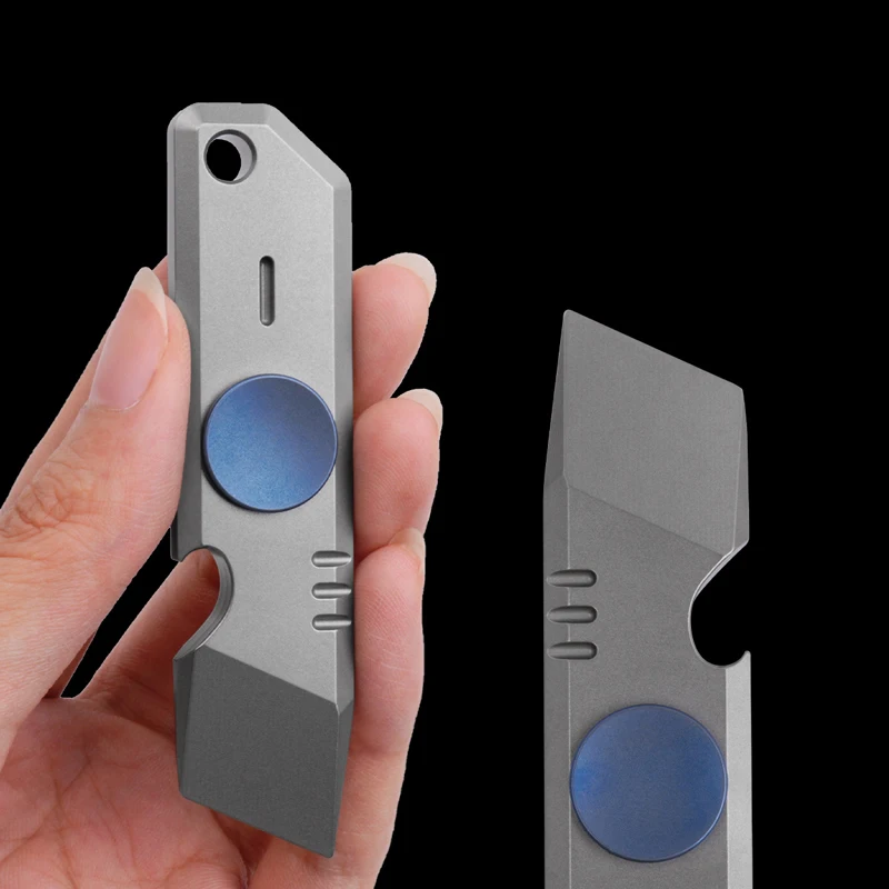 Titanium Alloy Pry Bar Multifunctional Screwdriver Finger Gyro Bottle Opener Car Window Breaking Keychain Tool